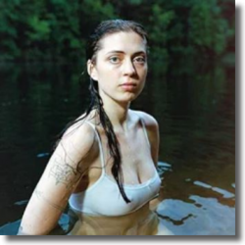 Lizzy McAlpine - Older